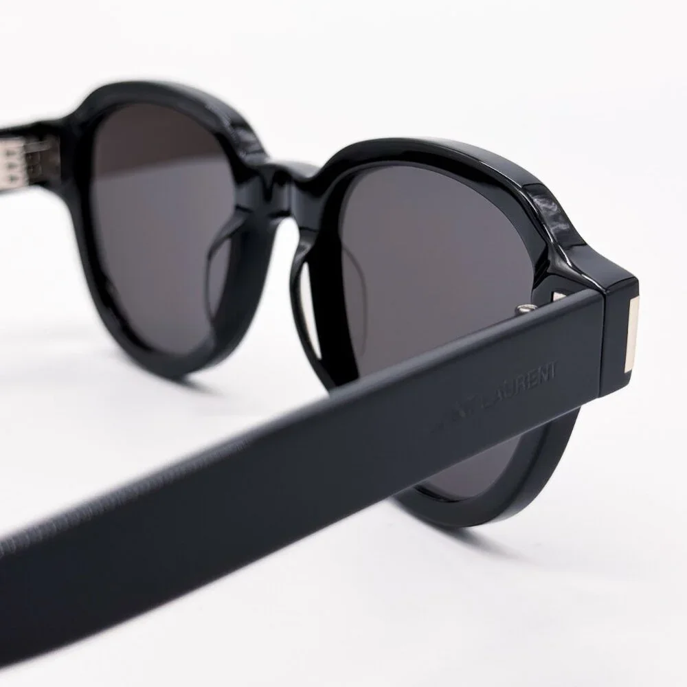 Saint Laurent 100% new